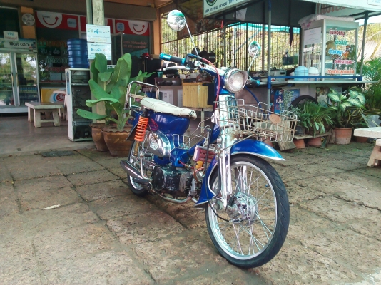 ขาย C70 เครื่องเวฟ100 ลูกเดิม เเคมเเต่ง ท่อผ่า (ไม่ ท.บ.) ค่าตัว 8900 บาท สนใจ คันไหนทักเเชทหรือโทรสอบถามได้ครับ รถอยู่ จังหวัด ลพบุรี