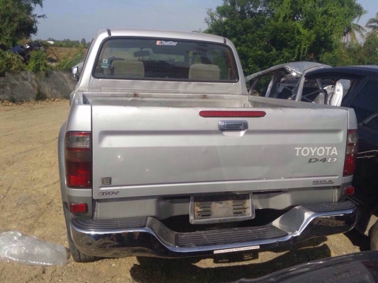 โตโยต้าไทเกอร์ D4D เครื่อง2500 ปี04 สีเทา โอนลอยหรือเเยกได้ทั้งคัน