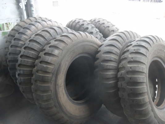 มาใหม่ ยาง 11.00-20 ลายทหาร สวยๆ ราคา เส้นละ 1500 บาท