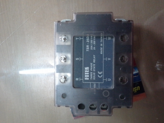โซลิดสเตรทรีเลย์  3 เฟส  220 v