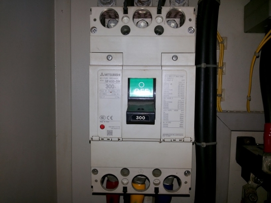 ขายตู้คอลโทรล ขนาด 300 แอมป์สภาพสวย ขายตู้คอลโทรล ขนาด 300 แอมป์สภาพสวย