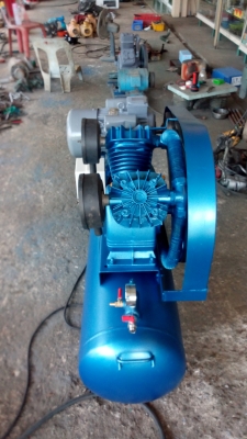 ขาย !! ปั้มลม  3แรง2สูบ  สภาพสวย ลมดี.