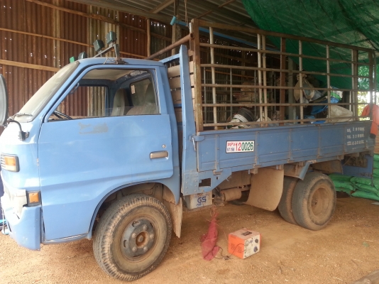 อีซูซุบรรทุก 6 ล้อ