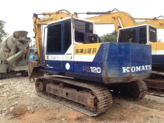 ขายรถแมคโค KOMATSU PC100 โซ่ใบแท้สวย แอร์เย็น ใช้งานดี