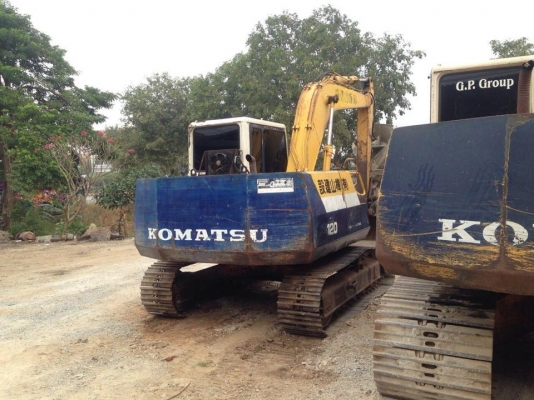 ขายรถแมคโค KOMATSU PC100 โซ่ใบแท้สวย แอร์เย็น ใช้งานดี
