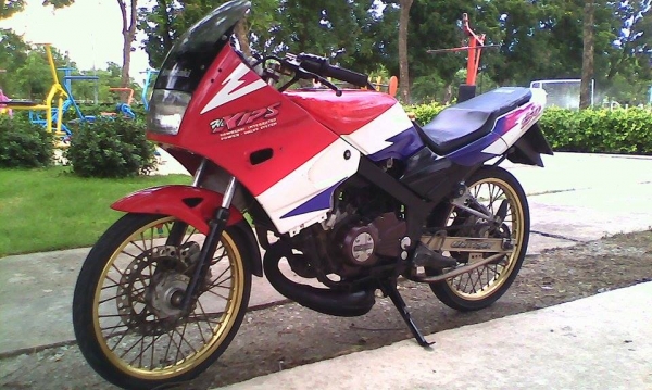 ขาย KR150 ทะเบียน ชุดโอนหาย ขาดต่อ1ปี เครื่องดีมากๆๆคับ ขาย 17500