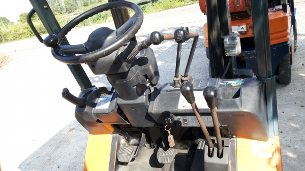 ขายด่วนรถยก TOYOTA 7FGยก1.5ตัน เสาสูง3เมตรรถนอกนำเข้ายังไม่เคยใช้งานในเมืองไทยเลย=รุ่นใหม่ขายถูกๆๆ ขายด่วนรถยก TOYOTA 7FGยก1.5ตัน เสาสูง3เมตรรถนอกนำเข้ายังไม่เคยใช้งานในเมืองไทยเลย=รุ่นใหม่ขายถูกๆๆ