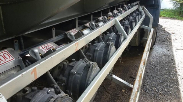 ขายด่วนหางน้ำมัน40,000ลิตร