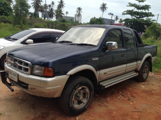 4WD ปี2001 เครื่องดี คัชชีสวย และมีรถราคาถูกๆๆๆราคาส่ง. ราคาพ่อค้า. เชิญชมรายละเอืยด.http://www.rodban.net/