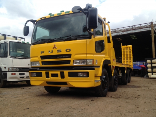 สวยๆ 12 ล้อ MITSUBISHI FUSO SUPERGREAT เครื่อง 6M70 380 แรงม้า ระบบน้ำมัน หัวฉีด Commonrailกระบะบรรทุกแมคโค  พื้นที่บรรทกยาว 6.30 เมตร ช่วงงอหลัง 80 ซม  หางพับไฮดรอลิคคู่ยาง 900 ขอบ 20 นิ้ว  รถเหมือนใหม่ป้ายแดง  พร้อมใช้พร้อมทะเบียน สนใจติดต่อได้ที่