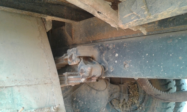 หกล้อ HiNo 210แรง เครน UNIC 3 Vเทอร์โบว์ สภาพใช้งานตลอดตามรูป เล่มทะเบียน พร้อมโอน