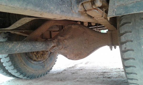 หกล้อ HiNo 210แรง เครน UNIC 3 Vเทอร์โบว์ สภาพใช้งานตลอดตามรูป เล่มทะเบียน พร้อมโอน