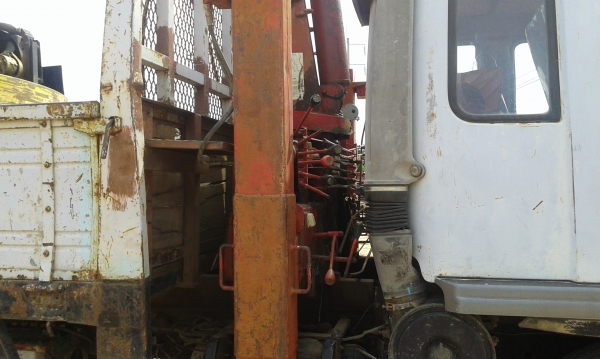 หกล้อ HiNo 210แรง เครน 3ตัน UNIC Vเทอร์โบว์ รถใช้ประจำสภาพตามรูป เล่มทะเบียน พร้อมโอน