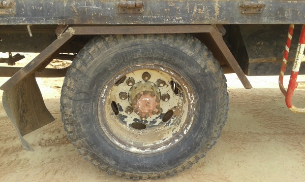 หกล้อ HiNo 210แรง เครน 3ตัน UNIC Vเทอร์โบว์ รถใช้ประจำสภาพตามรูป เล่มทะเบียน พร้อมโอน