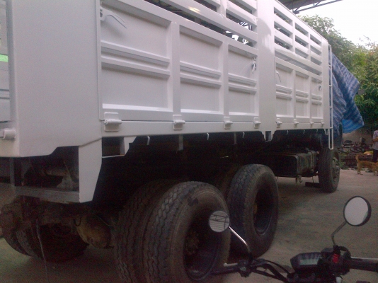 ขายสิบล้อ ISUZU 240 แรงม้า 2 เพลา สวยราคา 1100000 บาท ไฟแนนท์จัดได้ 800000 บาท โทร 0843376760 ขายสิบล้อ ISUZU 240 แรงม้า 2 เพลา สวยราคา 1100000 บาท ไฟแนนท์จัดได้ 800000 บาท โทร 0843376760