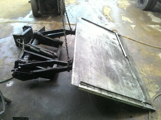 แสงฟ้าเต้นรถ////ขายขายฝาปิด-เปิดท้าย ไฮโดริดพร้อม มอเตอร์ ญี่ปุ่นแท้ สภาพพร้อมใช้งานและอุปกรณ์ครบ