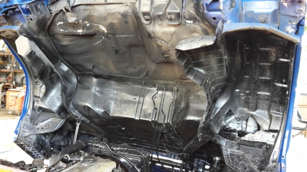 ขาย6ล้อ อีซูซุหัวการ์ตูน เครื่อง4HE 120 เครื่องดีแซสซีสวยกระบะต่อใหม่ ช่วงล่างแข็งแกร่ง 6น็อต ท้ามาให้ลองขับดูครับ ขาย 255000 บาทไทยเท่านั้น (ไม่มีเล่มแต่ต่อทะเบียนได้ทุกปีไม่ใช่รถติดไฟแนนมีสำเนาเล่มทะเบียนไม่ขาดครับ)หากไม่เอากระบะขาย 190000