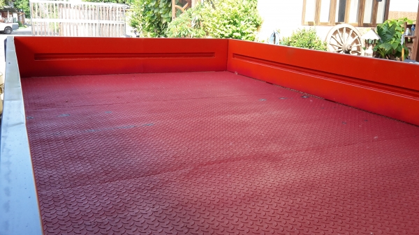 ขาย6ล้อ อีซูซุหัวการ์ตูน เครื่อง4HE 120 เครื่องดีแซสซีสวยกระบะต่อใหม่ ช่วงล่างแข็งแกร่ง 6น็อต ท้ามาให้ลองขับดูครับ ขาย 255000 บาทไทยเท่านั้น (ไม่มีเล่มแต่ต่อทะเบียนได้ทุกปีไม่ใช่รถติดไฟแนนมีสำเนาเล่มทะเบียนไม่ขาดครับ)หากไม่เอากระบะขาย 190000