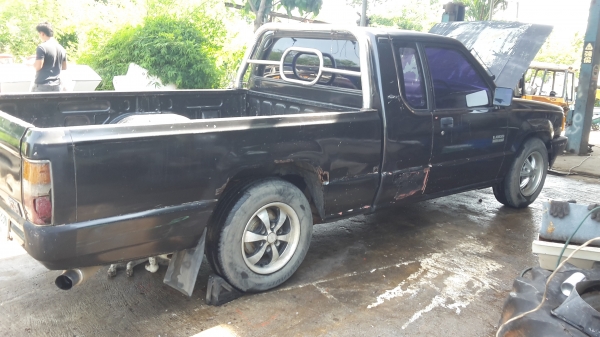 ขายรถกระบะมิตรซูเครื่อง2500cc เกียร์ธรรมดาเครื่องแน่นครับ ช่วงล่างดีกระบะเก็บสีหน่อย ล้อแม็กพวงมาลัยเพาเวอร์ ทะเบียนขาด2ปี เอกสารครบ ขาย 58000 บาท