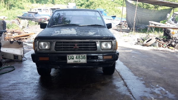 ขายรถกระบะมิตรซูเครื่อง2500cc เกียร์ธรรมดาเครื่องแน่นครับ ช่วงล่างดีกระบะเก็บสีหน่อย ล้อแม็กพวงมาลัยเพาเวอร์ ทะเบียนขาด2ปี เอกสารครบ ขาย 58000 บาท