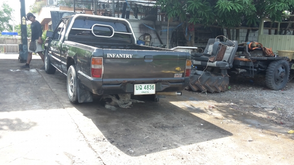 ขายรถกระบะมิตรซูเครื่อง2500cc เกียร์ธรรมดาเครื่องแน่นครับ ช่วงล่างดีกระบะเก็บสีหน่อย ล้อแม็กพวงมาลัยเพาเวอร์ ทะเบียนขาด2ปี เอกสารครบ ขาย 58000 บาท