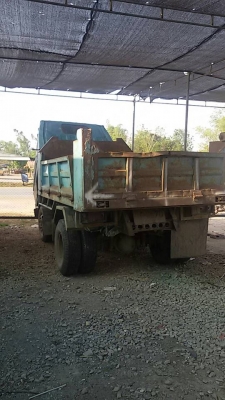 ขายด่วน!!! 6 ล้อ NKR ฝาดำ