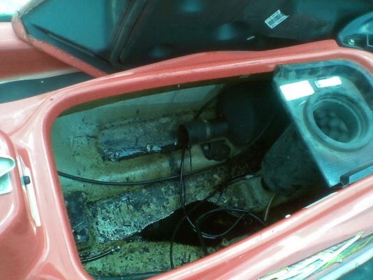 ขายเปลือกเรือ SEADOO GSX (แยกขายได้ทุกชิ้น)