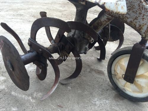 เครื่องพรวนดิน  HONDA  F200 รหัสสินค้า : 80802492  หรือเพิ่มเติมไดที่ www.nihonmono.com