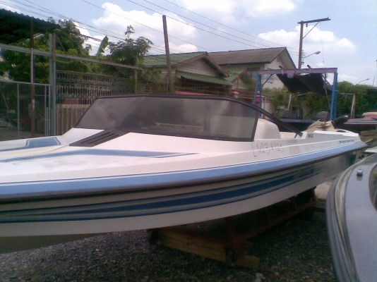 ขายเรือ Malibu 18XLT. เครื่องยนต์ติดได้