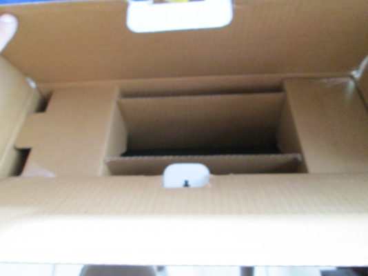 เหมาบริษัทมา  แกะกล่อง   สินค้าใหม่ครับ   มี 3 กล่องครับ