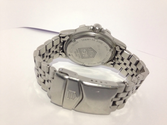 ขาย Tag heuer สวยๆ ตามรูป ถูกๆ รับประกันแท้ ยันลูกบวช ไม่ได้ใส่ ขาย 8500 ติดต่อ 0889419663