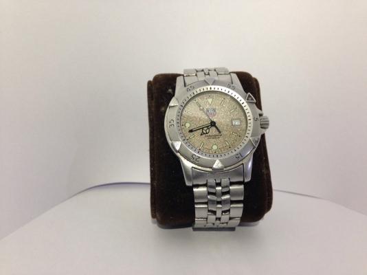 ขาย Tag heuer สวยๆ ตามรูป ถูกๆ รับประกันแท้ ยันลูกบวช ไม่ได้ใส่ ขาย 8500 ติดต่อ 0889419663