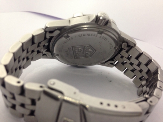 ขาย Tag heuer สวยๆ ตามรูป ถูกๆ รับประกันแท้ ยันลูกบวช ไม่ได้ใส่ ขาย 8500 ติดต่อ 0889419663