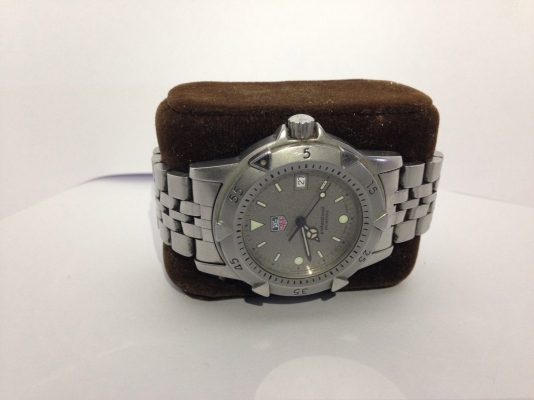 ขาย Tag heuer สวยๆ ตามรูป ถูกๆ รับประกันแท้ ยันลูกบวช ไม่ได้ใส่ ขาย 8500 ติดต่อ 0889419663