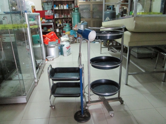 ตามรูปครับ  มี 3 ชิ้น สินค้าคุณภาพ  เหมาไป 800บาทครับ