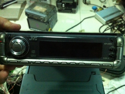 JVC KD-G805 24Bit Mp3 CD FMคลื่อนไทย กราฟฟิกหน้าจอ ไฟฟ้าปรับระดับได้4ระดับ ปรีเอ้า3ชุด มือ2