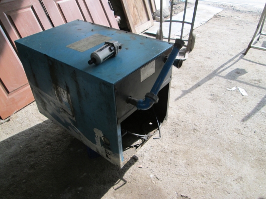 ถังคอมเพรสเชอร์ ดักน้ำ ดักไชมัน ดักน้ำมัน ก่อนลมถึงเครื่องจักร ถังคอมเพรสเชอร์ ดักน้ำ ดักไชมัน ดักน้ำมัน ก่อนลมถึงเครื่องจักร