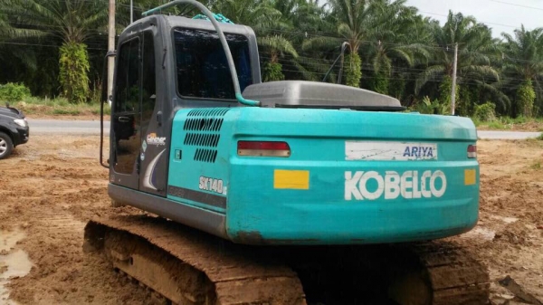 รถขุด SK140-8 เล่มทะเบียนพร้อม 11000 ชม.