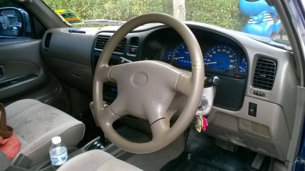 ขาย TOYOTA D4D 2.5 ตัวสูง ปี 48 เกียร์ออโต้ คัสซีสวยตลอดเส้น เครื่องดีมาก แอร์เย็น พาวเวอร์ กระจกไฟฟ้า ทะเบียนพร้อมโอน ขาย TOYOTA D4D 2.5 ตัวสูง ปี 48 เกียร์ออโต้ คัสซีสวยตลอดเส้น เครื่องดีมาก แอร์เย็น พาวเวอร์ กระจกไฟฟ้า ทะเบียนพร้อมโอน