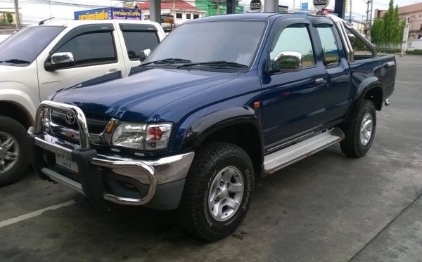 ขาย TOYOTA D4D 2.5 ตัวสูง ปี 48 เกียร์ออโต้ คัสซีสวยตลอดเส้น เครื่องดีมาก แอร์เย็น พาวเวอร์ กระจกไฟฟ้า ทะเบียนพร้อมโอน