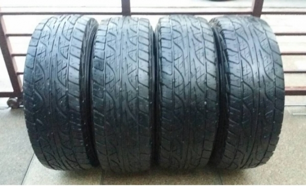 ยาง Dunlop AT3 265 70 16 กลางปี12 ดอกเยอะ คมๆ