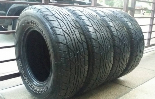 ยาง Dunlop AT3 265 70 16 กลางปี12 ดอกเยอะ คมๆ