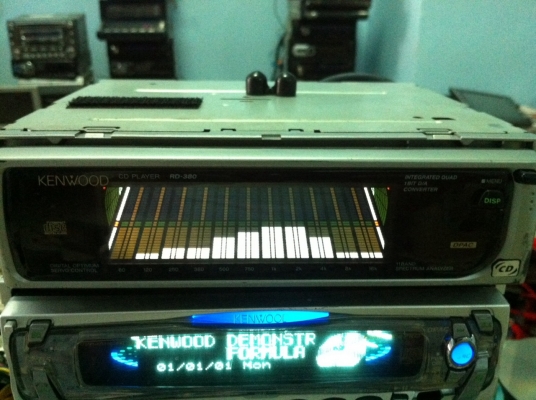 EQ KENWOOD RD-380 EQ11แบน กราฟฟิก11แบบ เล่นCDได้ ต่อกับเครื่องเล่นKENWOOD มือ2 ญี่ปุ่น