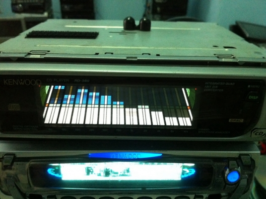 EQ KENWOOD RD-380 EQ11แบน กราฟฟิก11แบบ เล่นCDได้ ต่อกับเครื่องเล่นKENWOOD มือ2 ญี่ปุ่น