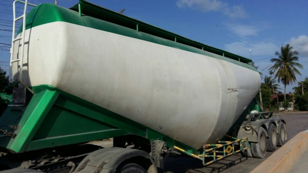 ขายกล้วยหอม 3 เพลา ต่อ อู่.ชาณคร ปี.51 ยาว.7.30 ถึง.8 เมตร 32 คิว ได้.49 ตัน 3 เพลายกล้อ คู่หน้า ราคาย้อมๆ.600000 ต่อรองครับ