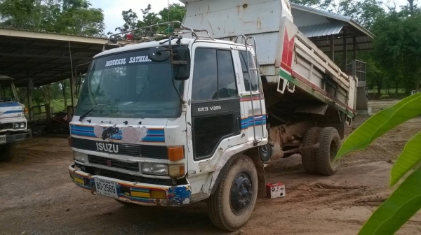ขาย 6 ล้อดั้ม ISUZU เครื่อง 6BB1 145 แรงม้า ปั้มคอยาว เกียร์ร็อคเสื้อลาย เบรคทิฟฟี่ พาวเวอร์ ทะเบียนพร้อมโอนครับ ขาย 6 ล้อดั้ม ISUZU เครื่อง 6BB1 145 แรงม้า ปั้มคอยาว เกียร์ร็อคเสื้อลาย เบรคทิฟฟี่ พาวเวอร์ ทะเบียนพร้อมโอนครับ