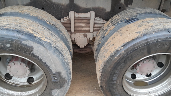 ขายดาวน์หรือตัดสดรถพ่วง 22 ล้อ แม่-ลูก กระบะเนียมคอกเกษตรดั้ม ISUZU 360 ปี.25.ก.ค.57 วิ้ง.130000 กว่ากิโล  สนใจรีบจองด่วน