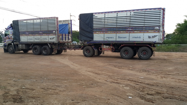 ขายดาวน์หรือตัดสดรถพ่วง 22 ล้อ แม่-ลูก กระบะเนียมคอกเกษตรดั้ม ISUZU 360 ปี.25.ก.ค.57 วิ้ง.130000 กว่ากิโล  สนใจรีบจองด่วน