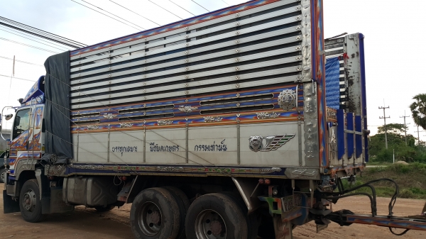 ขายดาวน์หรือตัดสดรถพ่วง 22 ล้อ แม่-ลูก กระบะเนียมคอกเกษตรดั้ม ISUZU 360 ปี.25.ก.ค.57 วิ้ง.130000 กว่ากิโล  สนใจรีบจองด่วน