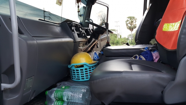 ขายดาวน์หรือตัดสดรถพ่วง 22 ล้อ แม่-ลูก กระบะเนียมคอกเกษตรดั้ม ISUZU 360 ปี.25.ก.ค.57 วิ้ง.130000 กว่ากิโล  สนใจรีบจองด่วน